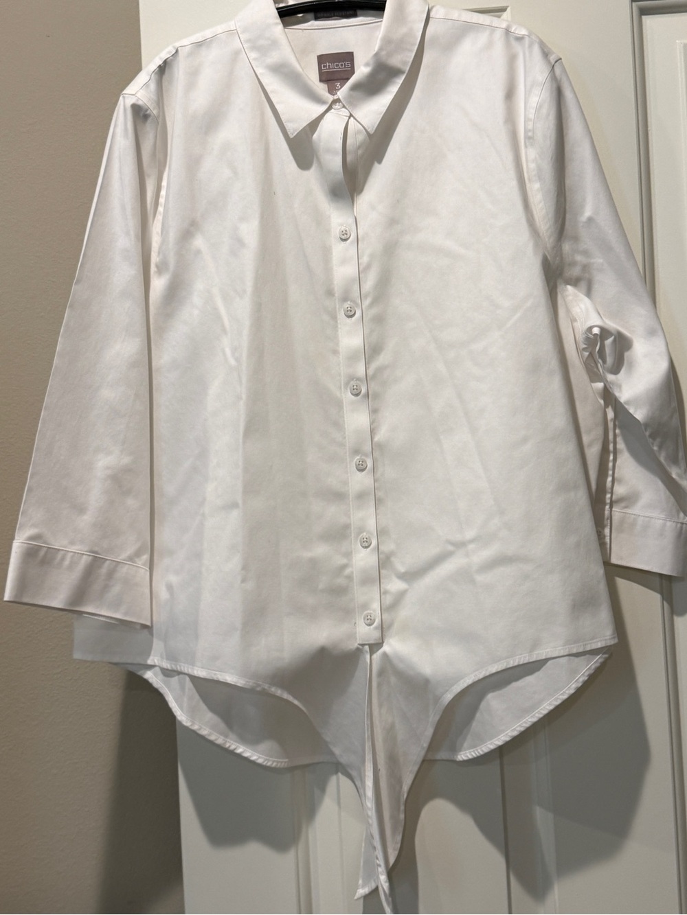 Chico's Wrinkle Resistant White Tie-Front Button Down 3/4” Sleeve Top